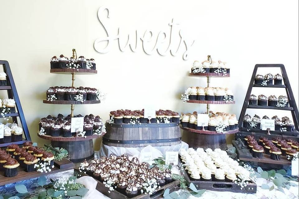 Suites Sweets – The Dessert Cart Preps for MLB Season - Levy Restaurants