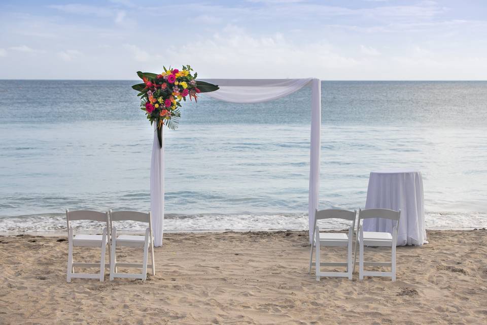 Intimate Weddings St Maarten