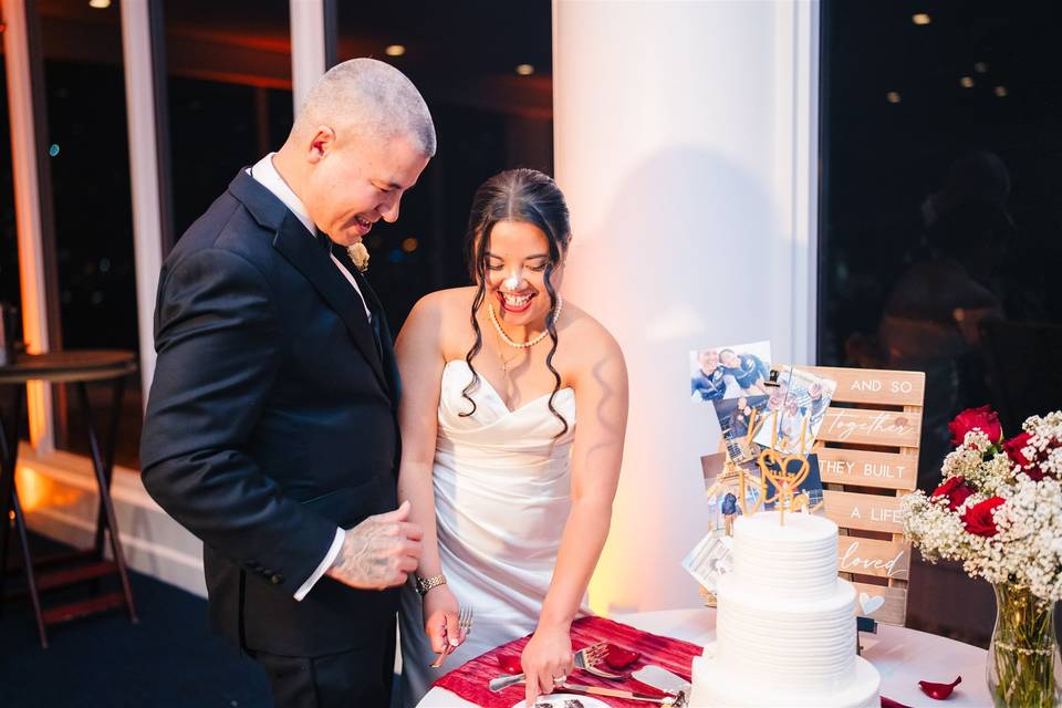Cake cutting