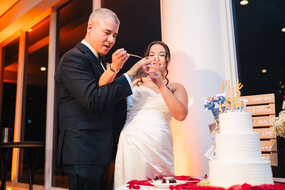 Cake cutting