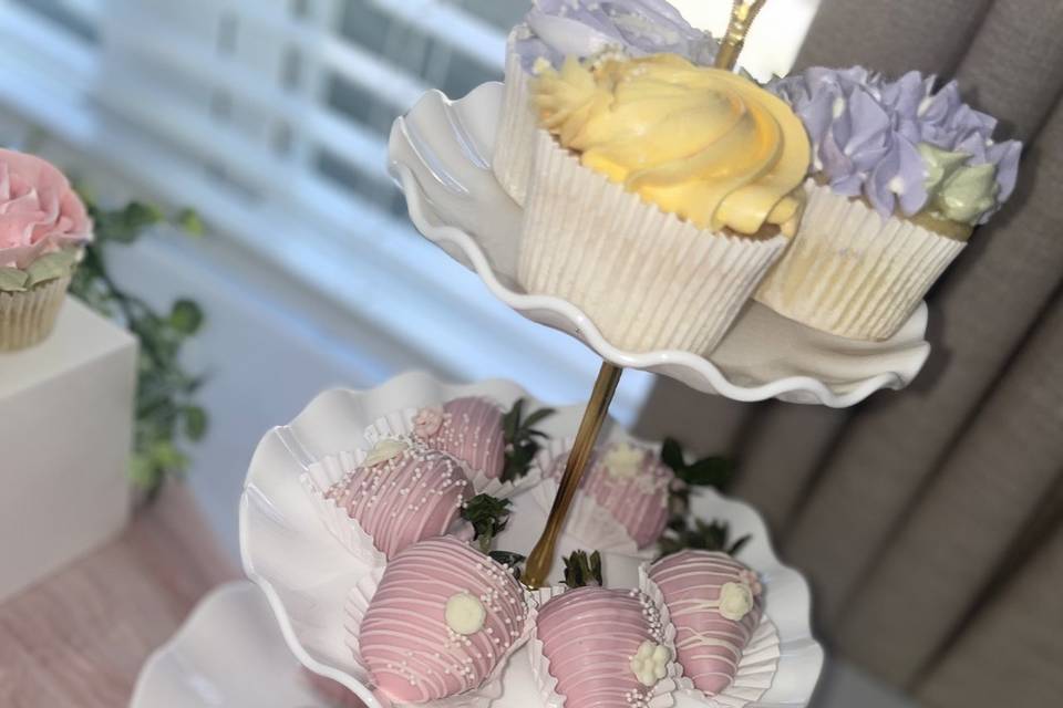 Dipped berries