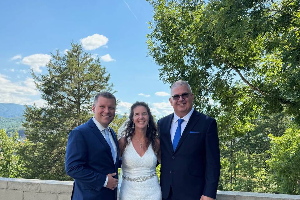Cabin Wedding
