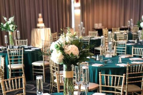 Hunter Green and Ivory Wedding