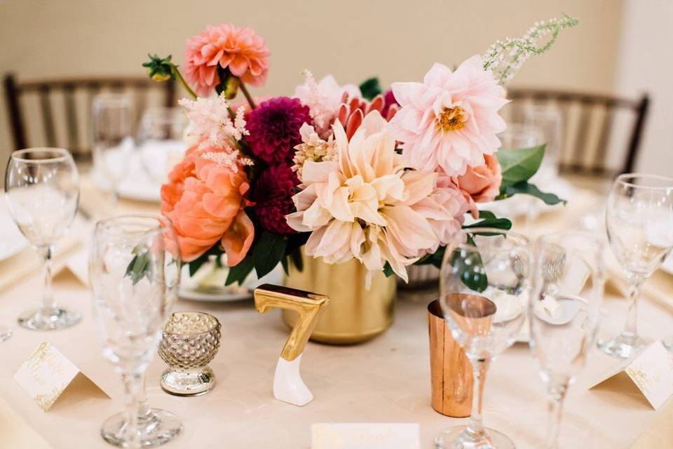 Ellis & Elliot | Casino San Clemente | Plum & Oak Photo | The Dainty Lion | Adore Folklore | Samantha Louise Moments