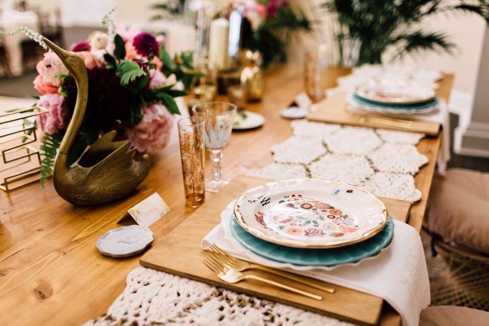 Ellis & Elliot | Casino San Clemente | Plum & Oak Photo | The Dainty Lion | Adore Folklore | Samantha Louise Moments
