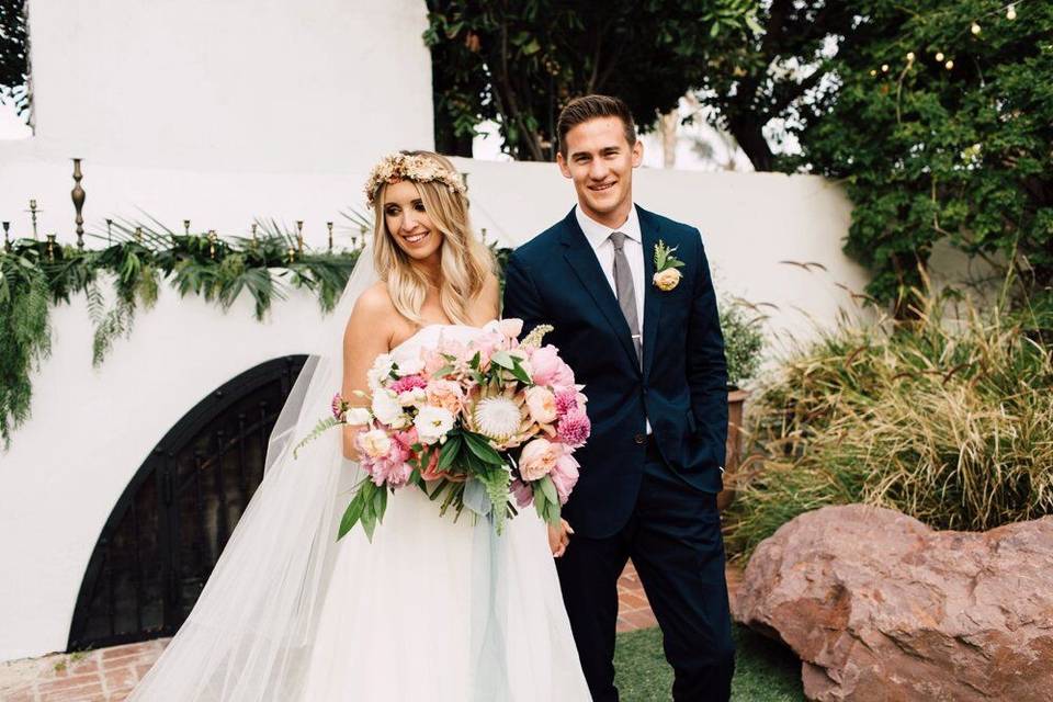 Ellis & Elliot | Casino San Clemente | Plum & Oak Photo | The Dainty Lion | Adore Folklore | Samantha Louise Moments