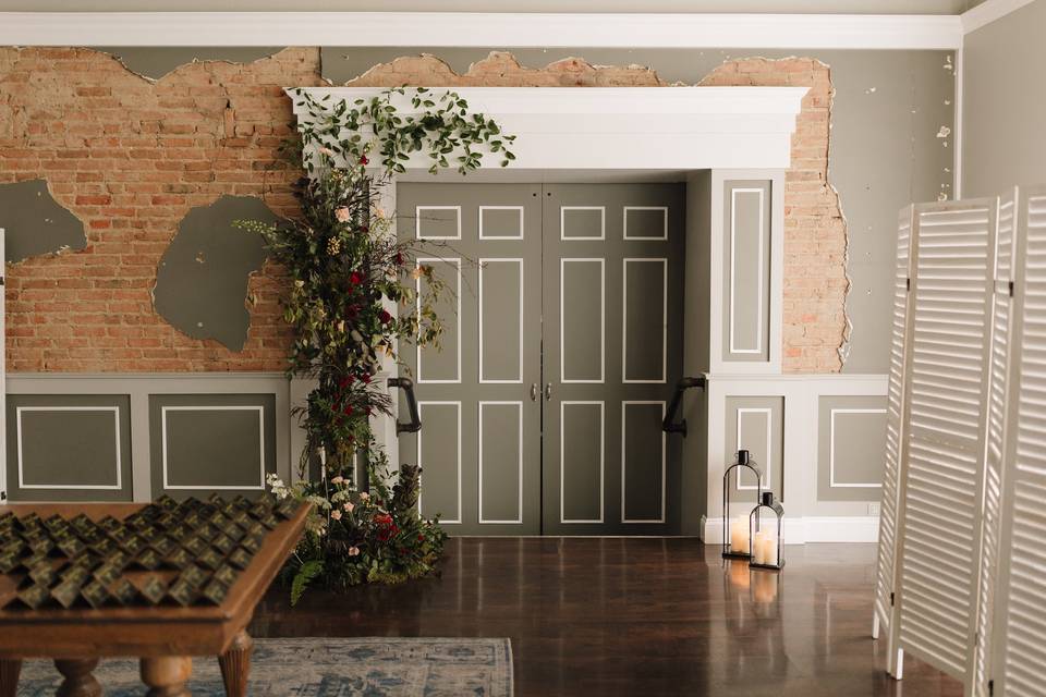 The Annex Room