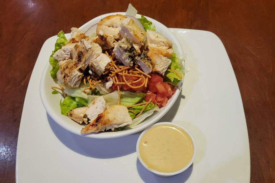 Salad with chicken