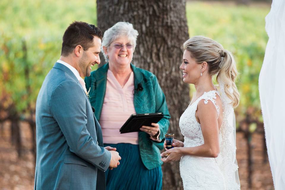 Rabbi Meredith Cahn - Your Wedding Your Way