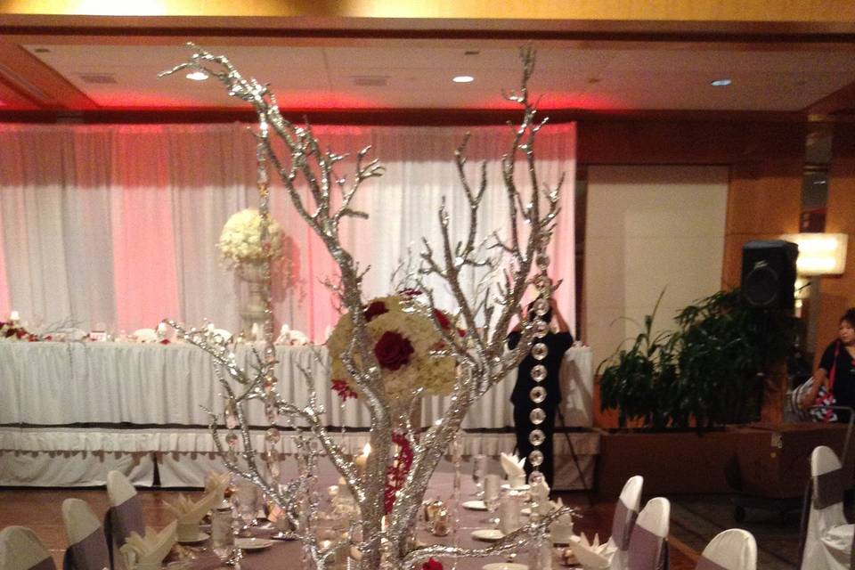 Head table setting