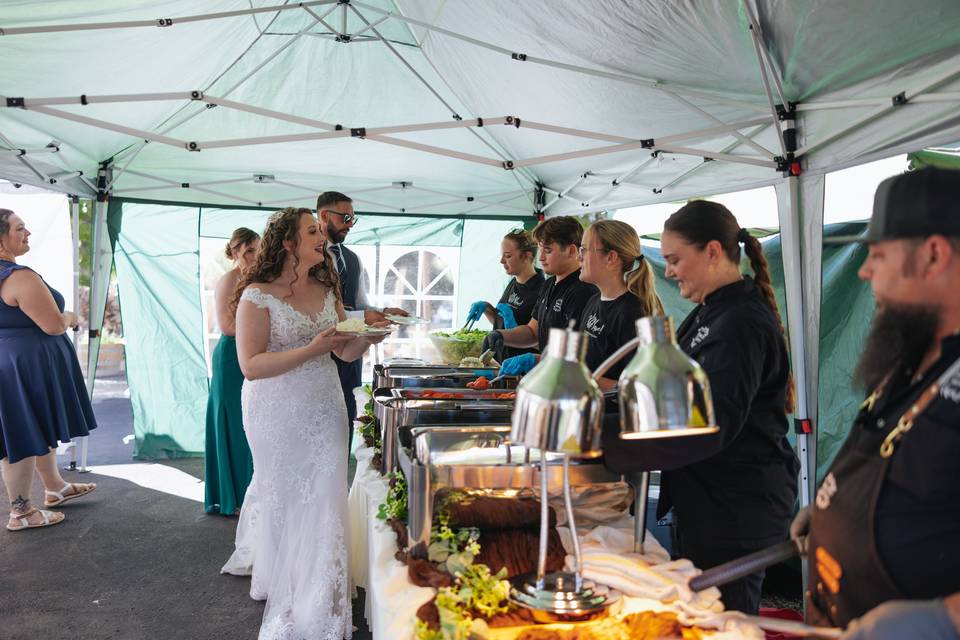 Outdoor Buffet Line (105°F)