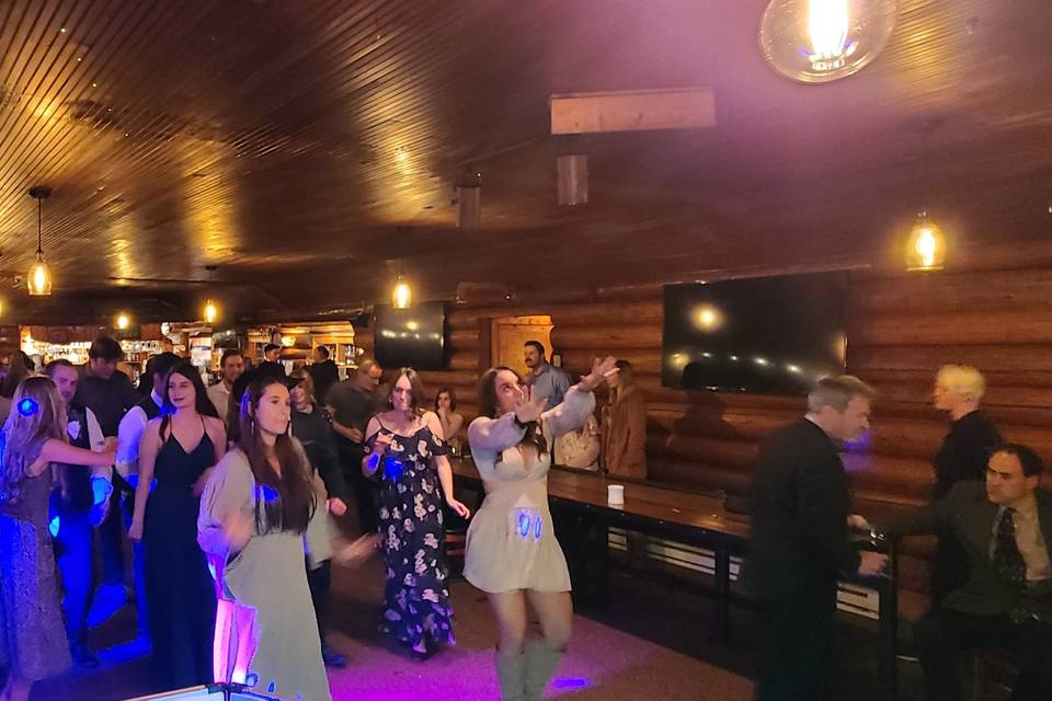 Dancing at Elkins Resort