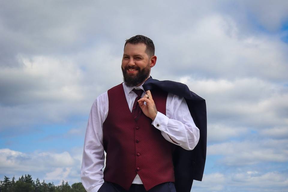 Groom in action
