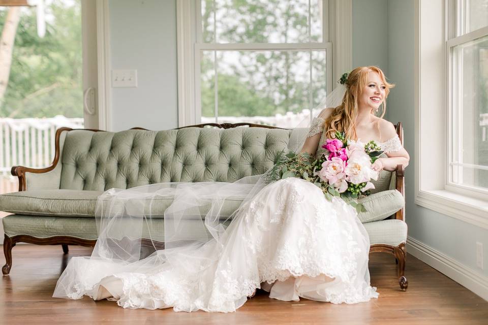 Rainy day bride portraits