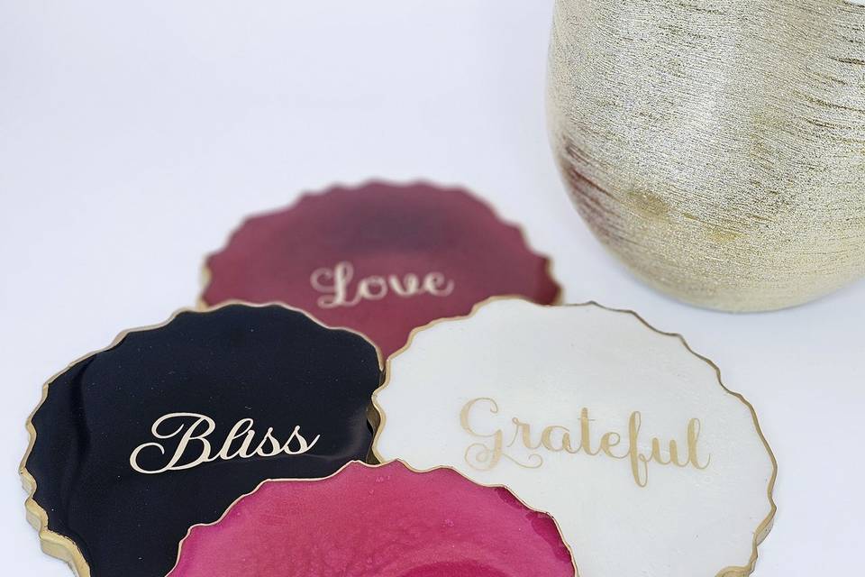 Round geode coaster