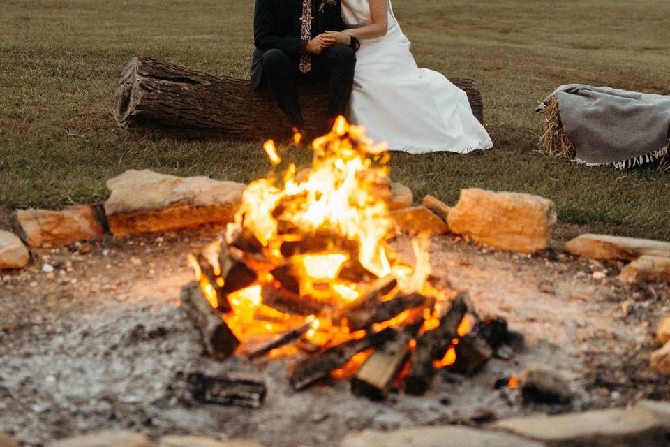 Bon Fire bride and groom