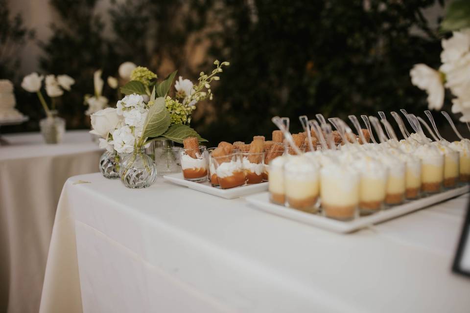 Personal Touch Dining