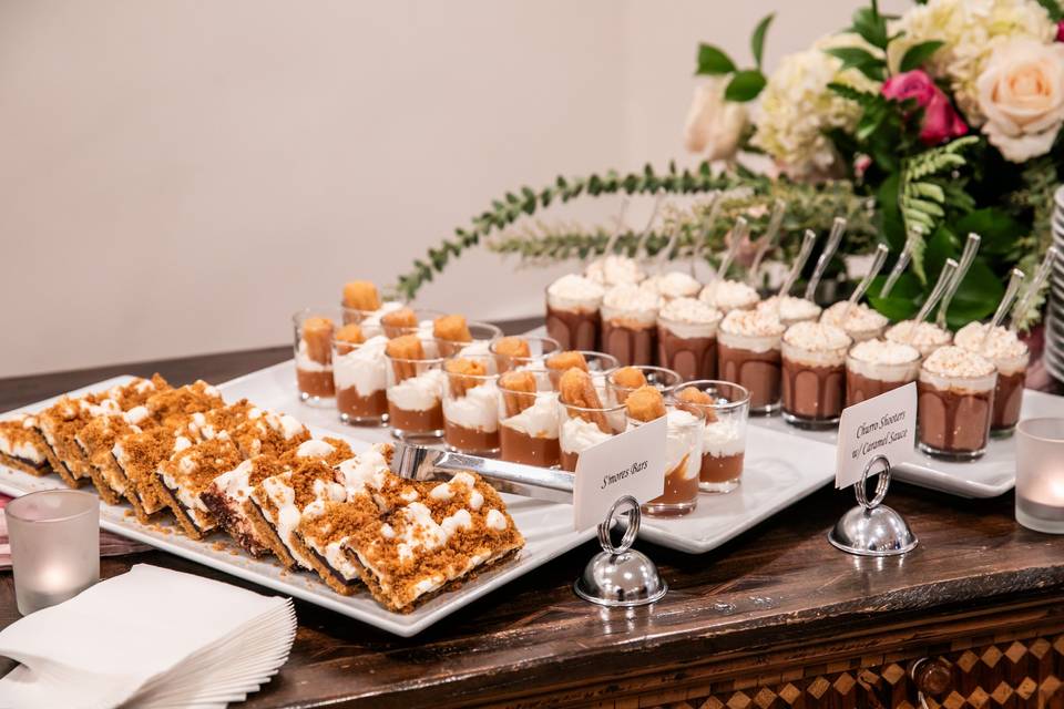 Personal Touch Dining