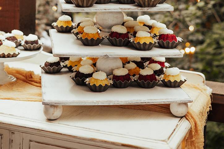 Dessert Stand