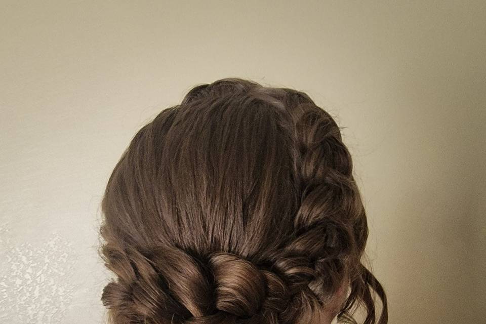 Sacramento Bridal Hair stylist