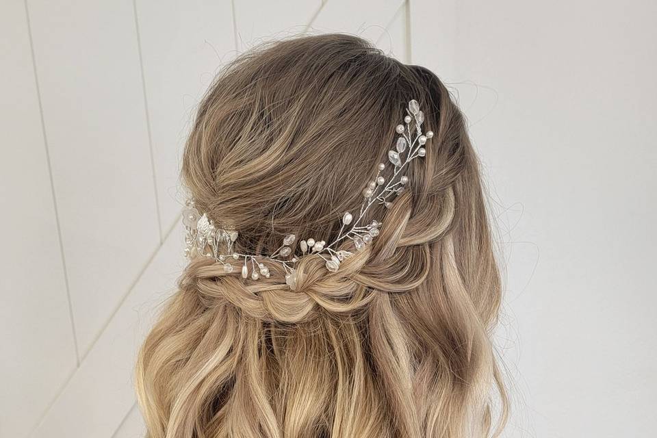 Sacramento Bridal Hair stylist