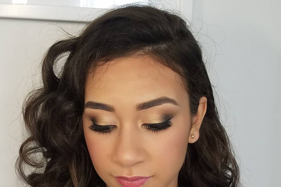 Makeup By Monique