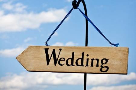 Wedding setting direction