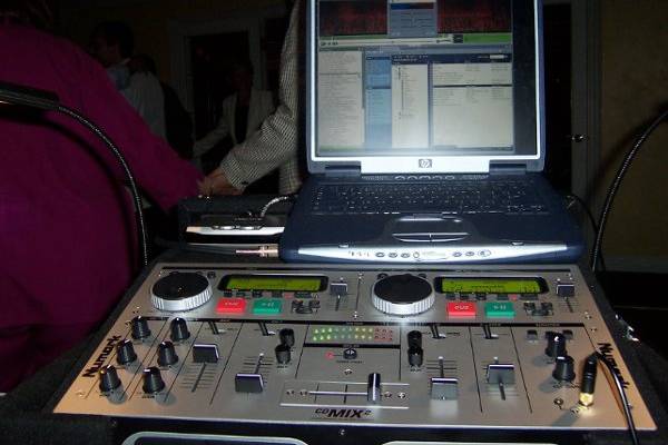 Digital DJ Systems with CD Backup