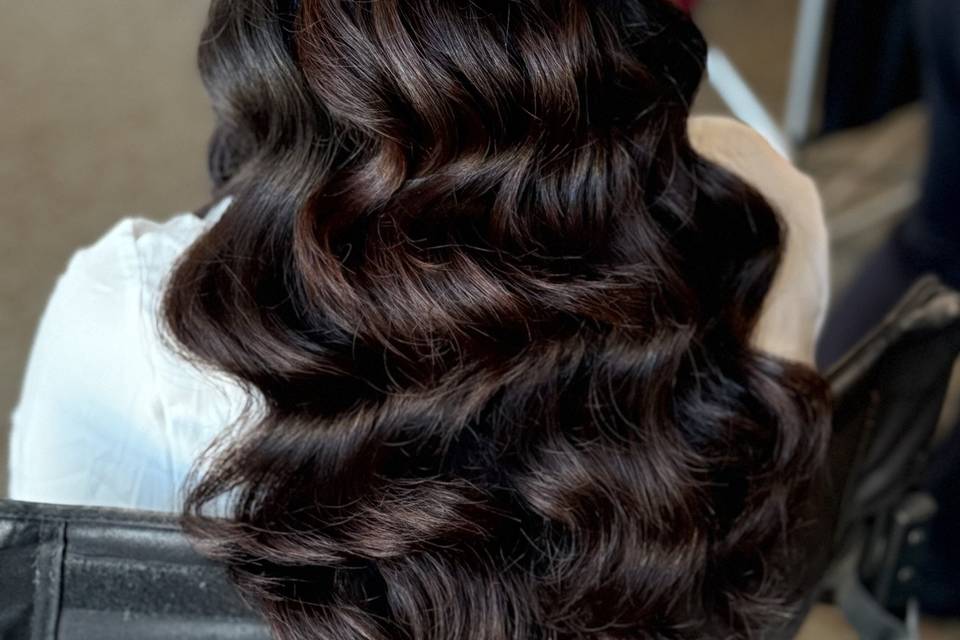 Soft waves halfup hairstyle