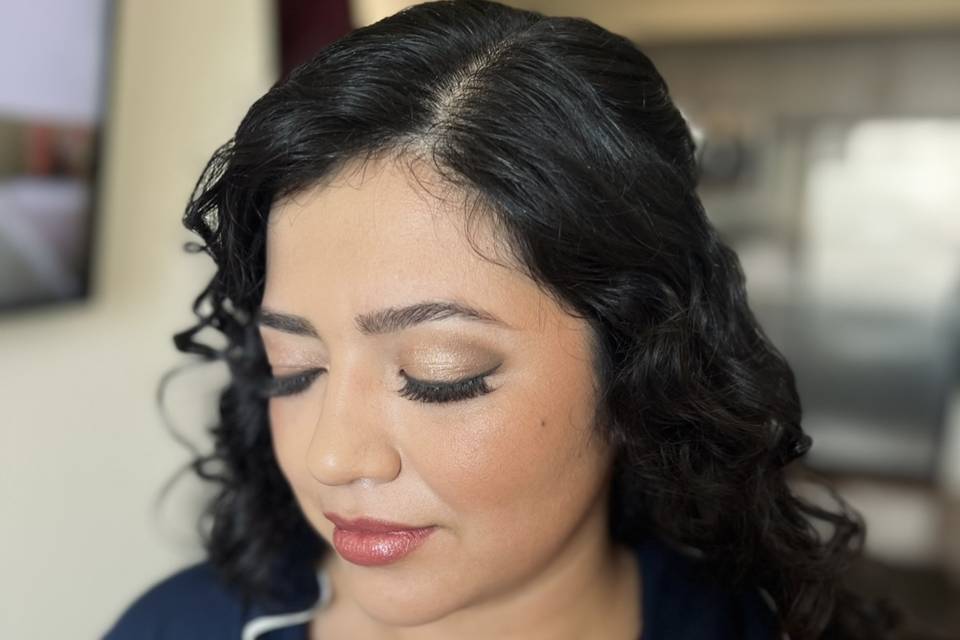 Soft glam & natural curls
