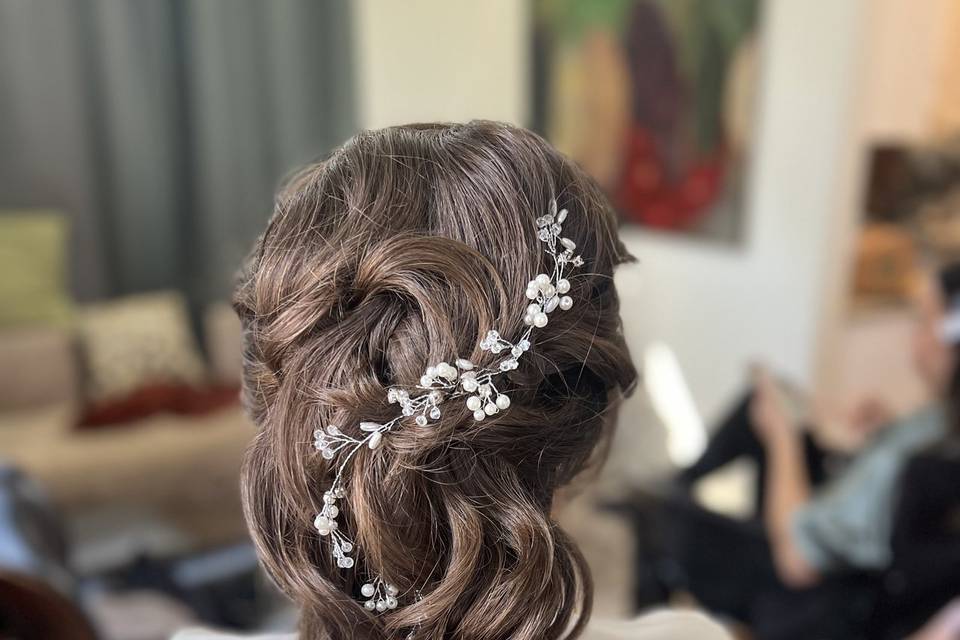 Beautiful, textured half up