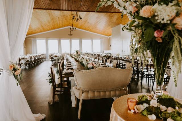 Photo by Wonderly Creative