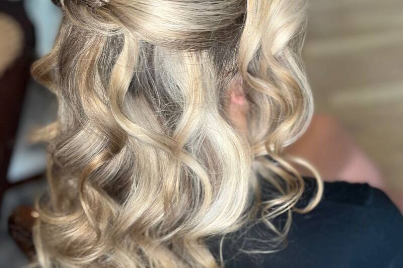 Accents hair salon