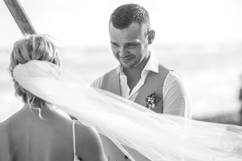 Fun In The Sun Weddings