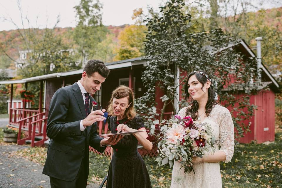 Laughter and love, brooklyn bridge wedding