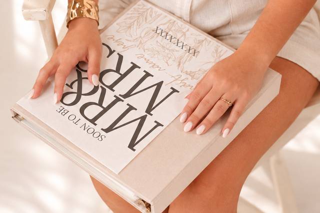 Custom wedding binder