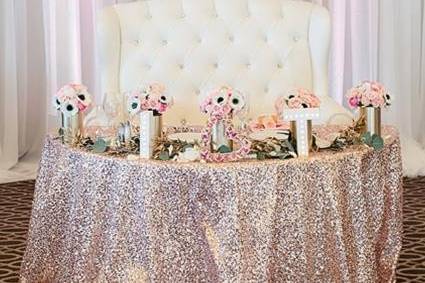 Sweetheart table