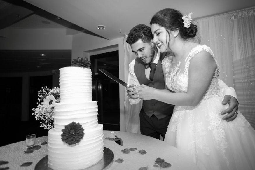 Cake cutting