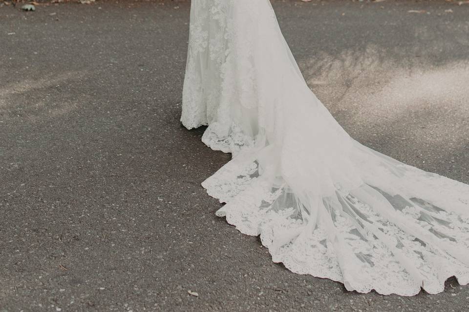 Bride along with bridesmaids