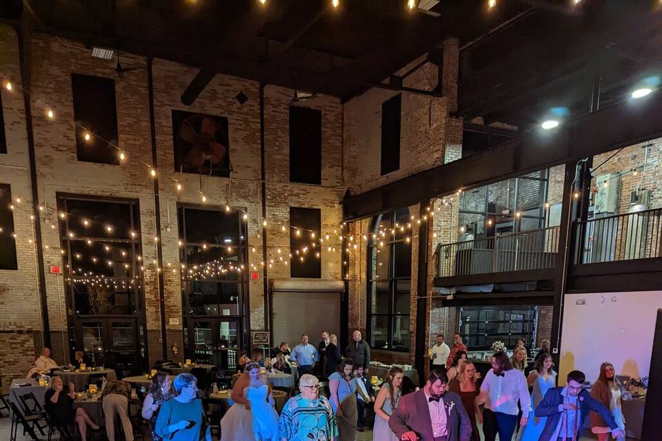 Ashley's DJ & Karaoke