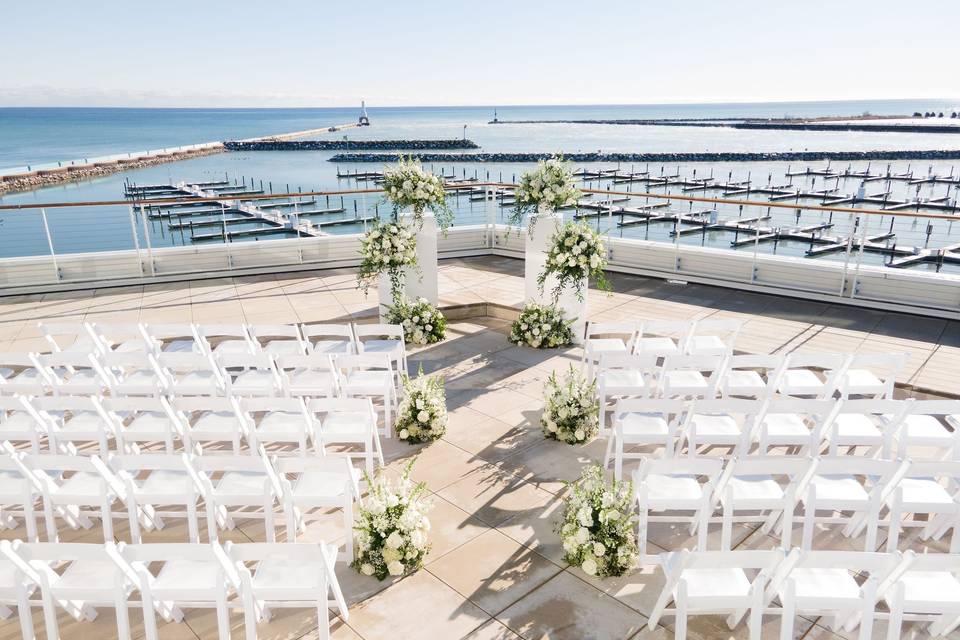 Salt at Newport Shores