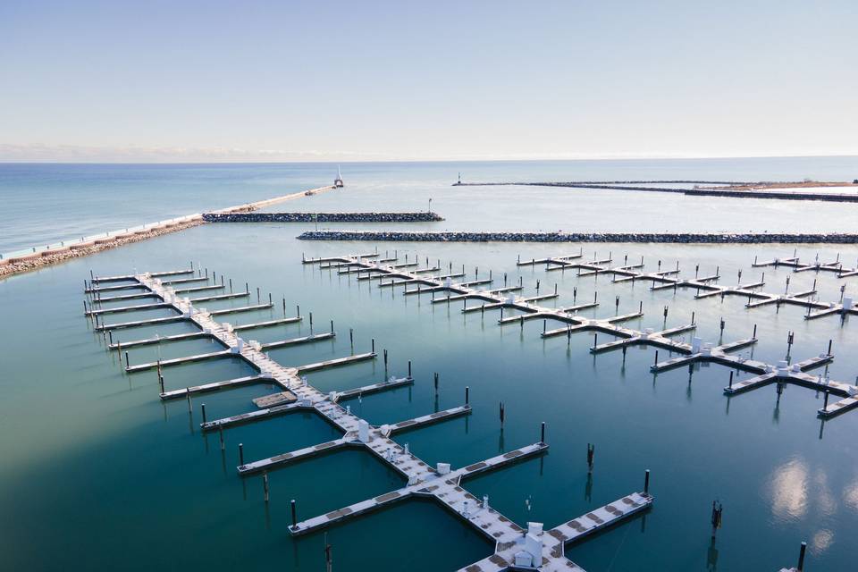Salt at Newport Shores