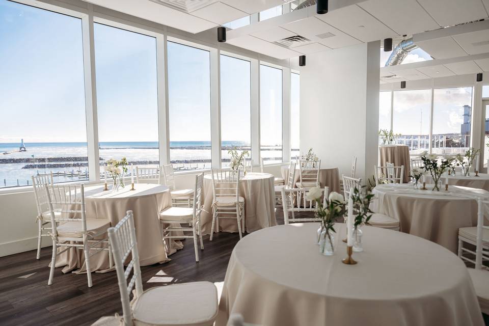 Salt at Newport Shores