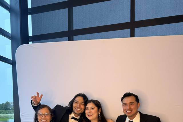Royale Photo Booths