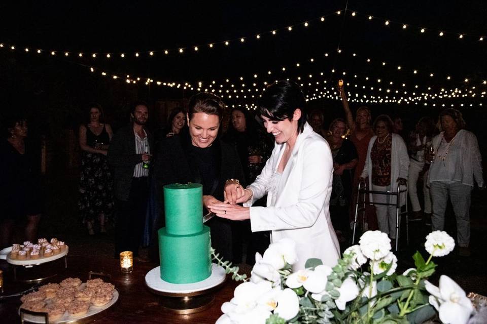 Cake cutting