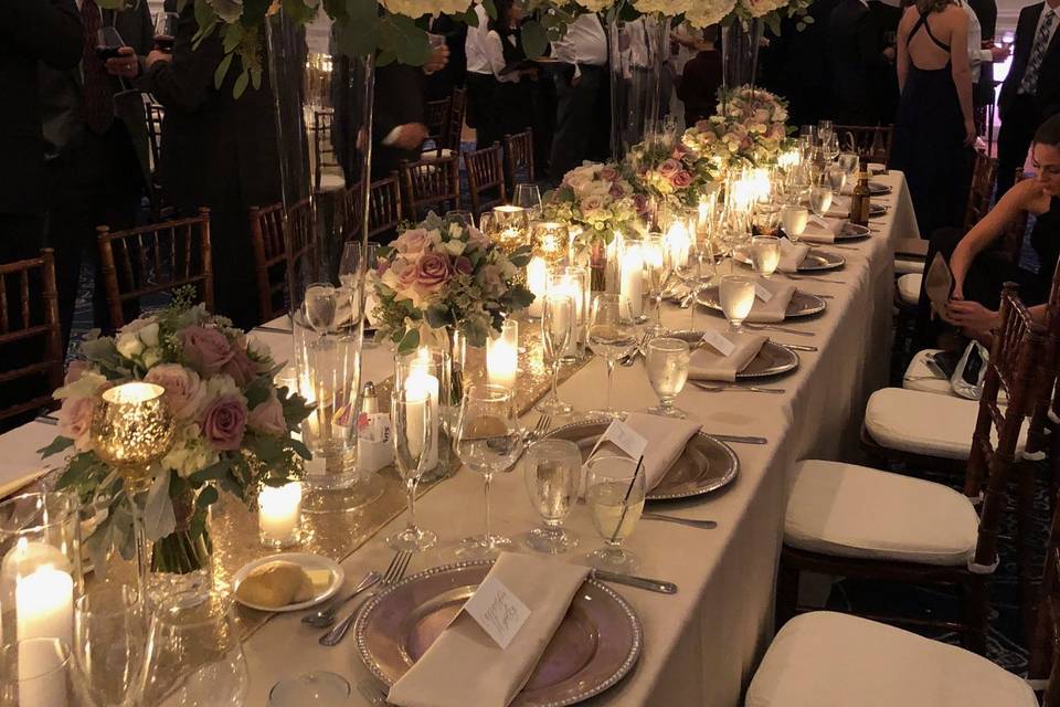 Lucious head table