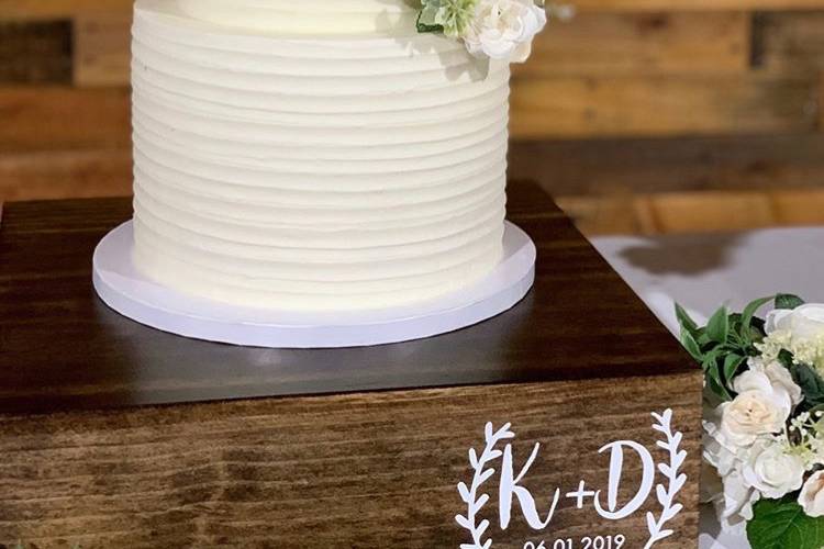 Wedding Cake - Textured