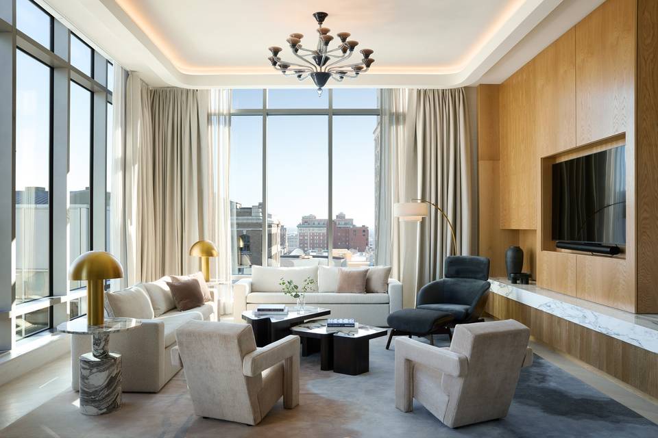 Penthouse Suite