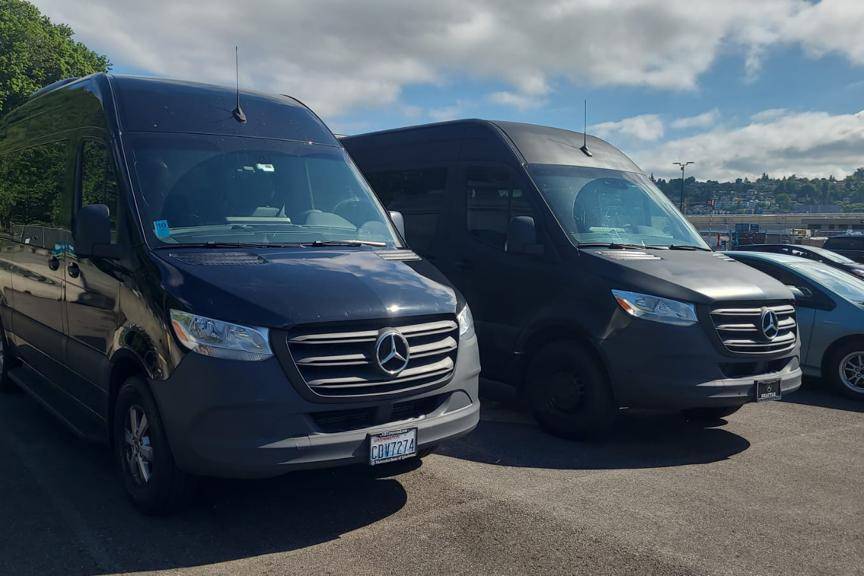 ASTRA Limousine & COACH