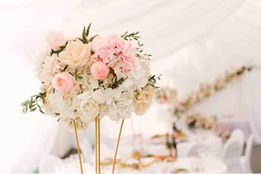 Floral centerpiece